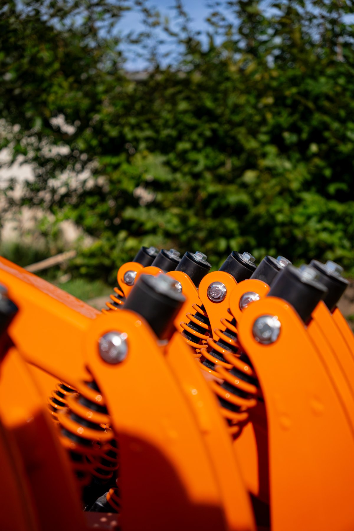 Aufreißer V12 Federzinken Detail